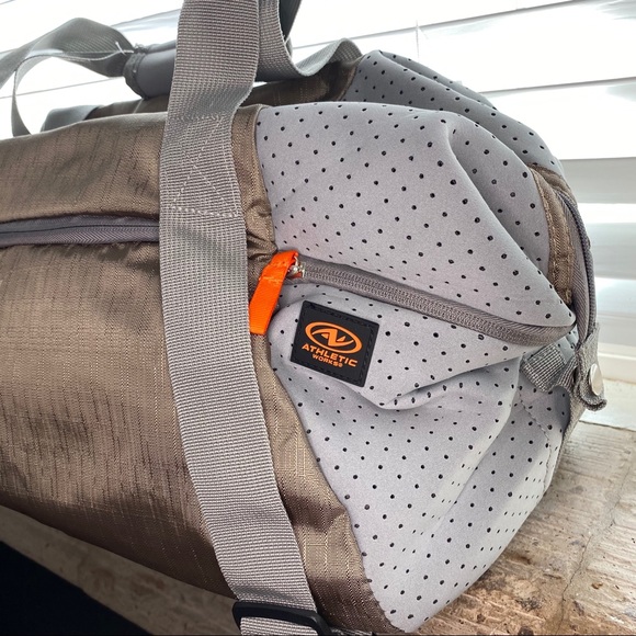 Athletic Works versatile Gym Bag - Picture 11 of 12